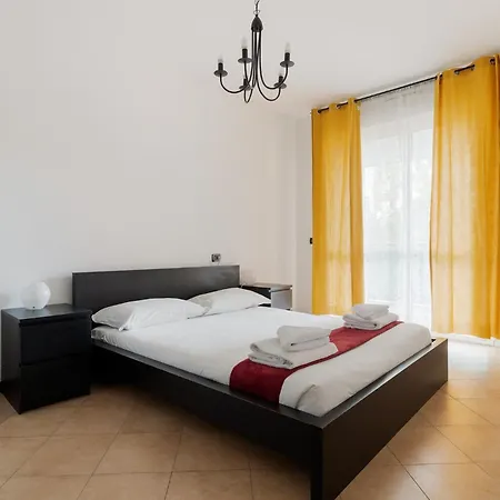 Apartment Guesthost - Rogoredo Cozy Flat With Garden