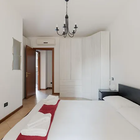 Guesthost - Rogoredo Cozy Flat With Garden Apartment *