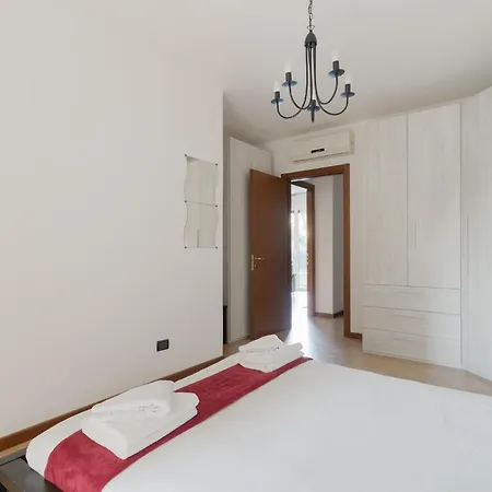 Apartment Guesthost - Rogoredo Cozy Flat With Garden *